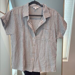NWOT Blu Pepper Blue and White Casual Button Down Linen Shirt
